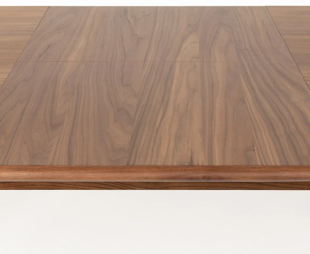 Zuiver Twist Oval Walnut Uitschuifbare Eettafel Walnoot 185-240 Cm - 90 X 185cm.