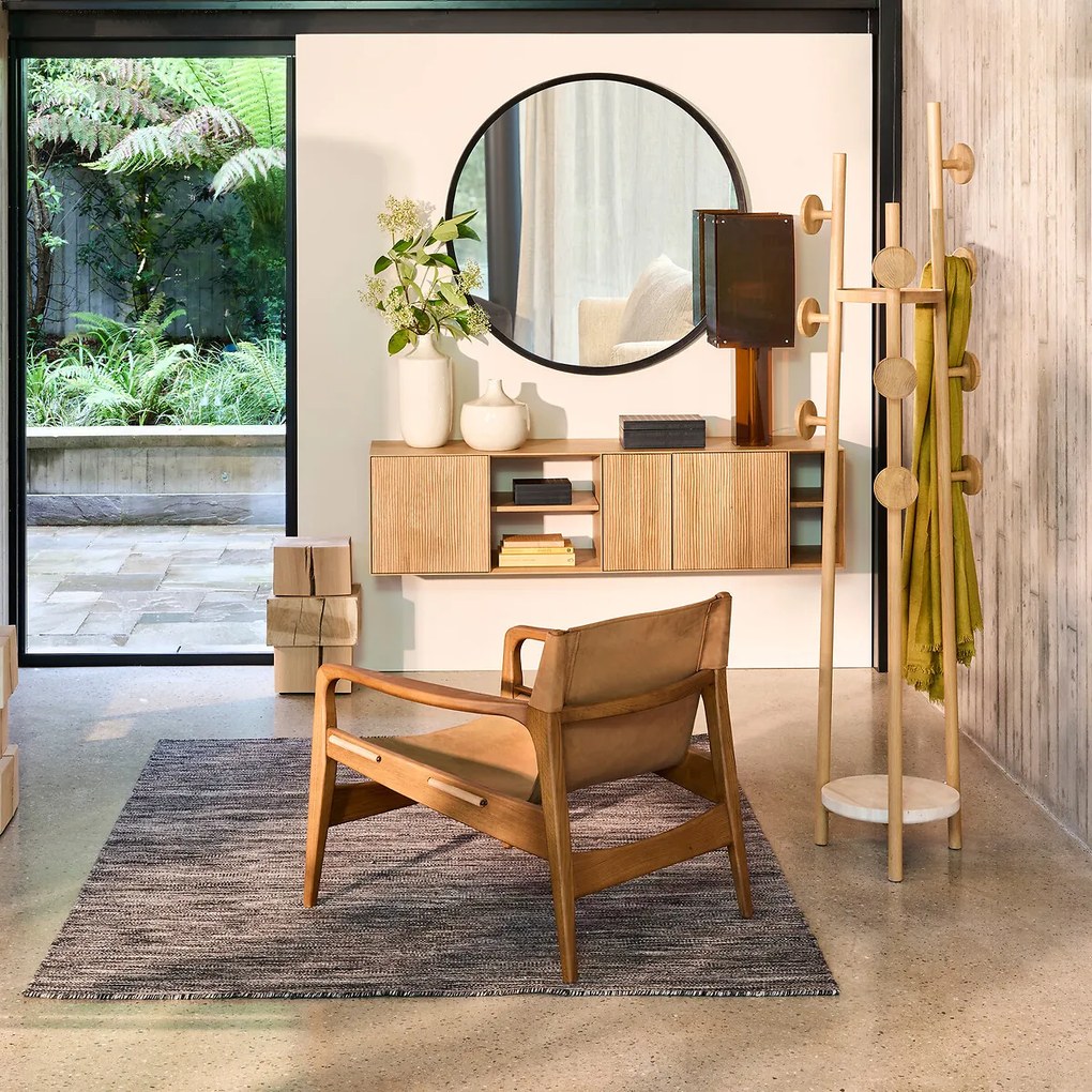 Fauteuil in massief eik en leer, Alberto