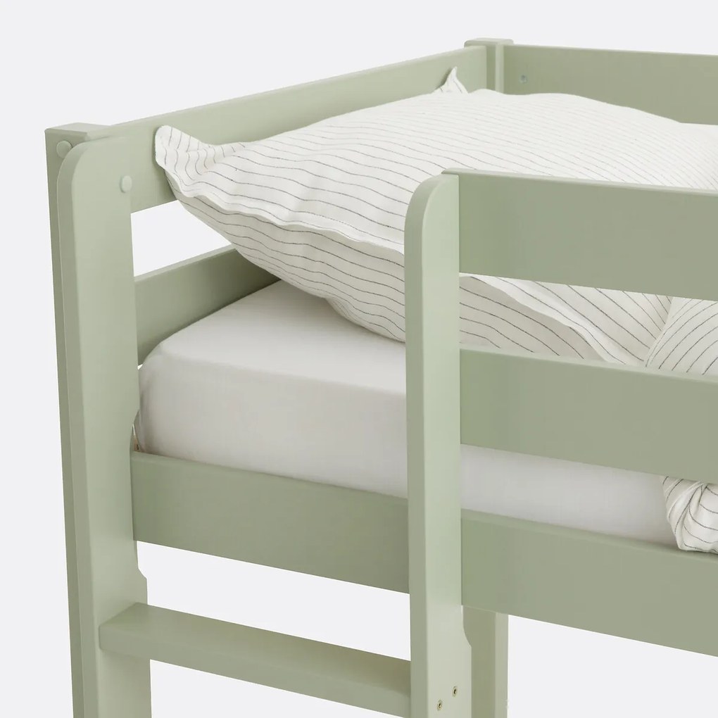 Halfhoog bed, Mirka