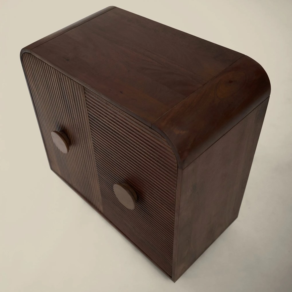 Smal Dressoir Hout Met Ronde Hoeken - 80x40x76cm.