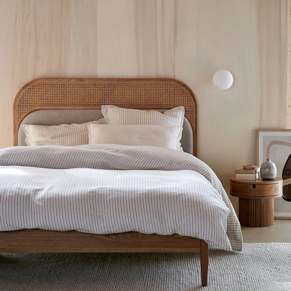 Bed in rotan en fluweel met beddenbodem Buisseau