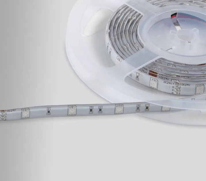 Prolumia 46212117 Prolumia LED Strip Silver 46212117 LED strip SILVER IP62, 24Vdc, 30LED/m; 7,2W/m; 255 Lm/m; RGB