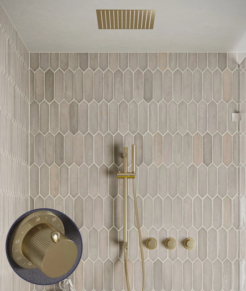 Saniclear Plus Stripes inbouw regendouche met inbouw douchekop 30x30cm, glijstang en staafhanddouche geborsteld messing - mat goud
