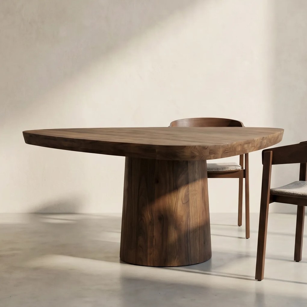 Driehoekige Eettafel Acaciahout - 165 X 165cm.