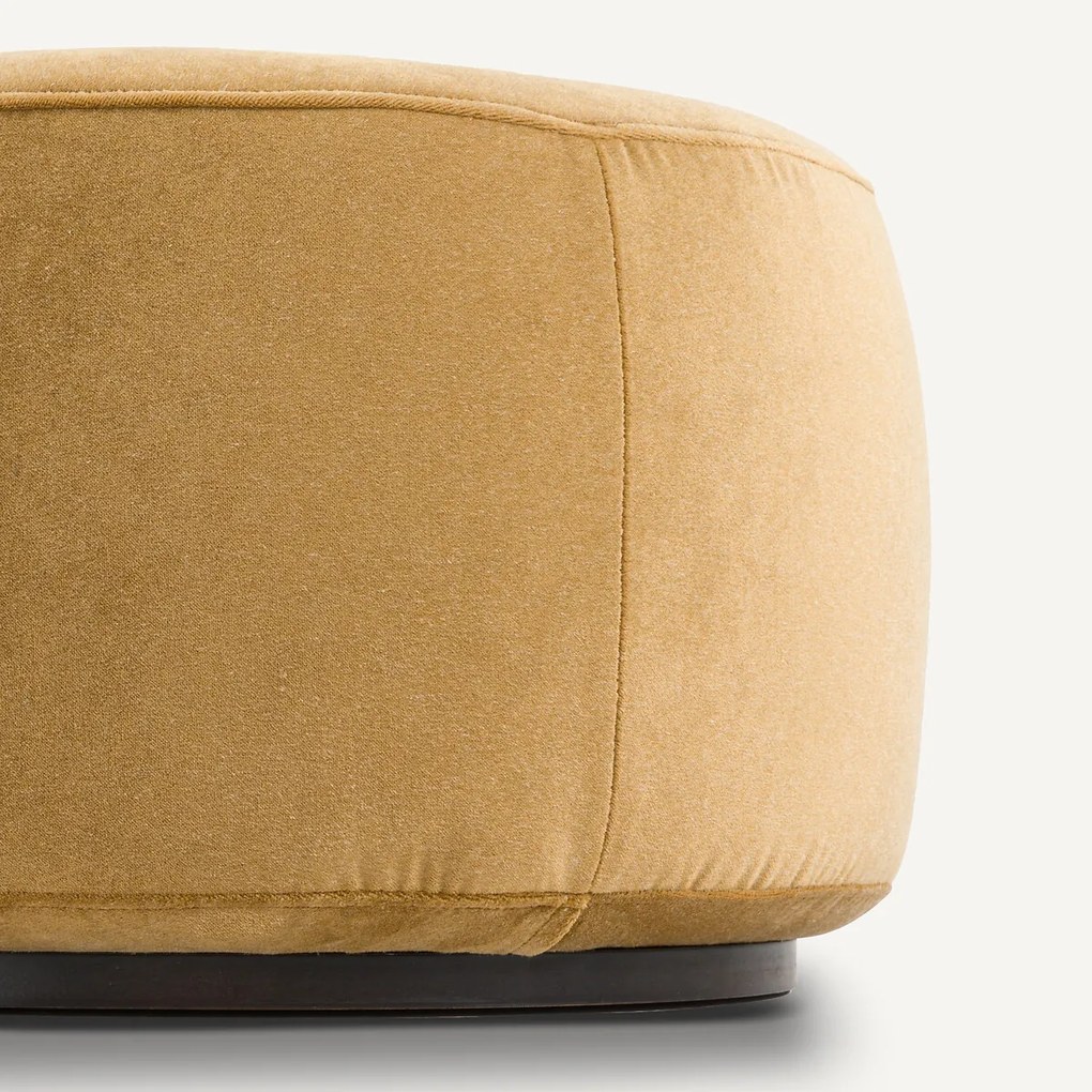 XL voetenbank in linnen fluwelen, Rosebury, ontwerp door Emmanuel Gallina