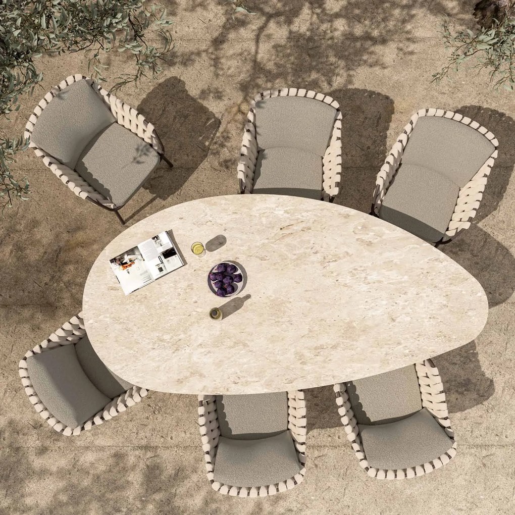 4 Seasons Outdoor Arizona tafel met kiezelvormig keramisch blad in zandkleur 240 x 120 cm  Tuintafel    bruin weerbestendig