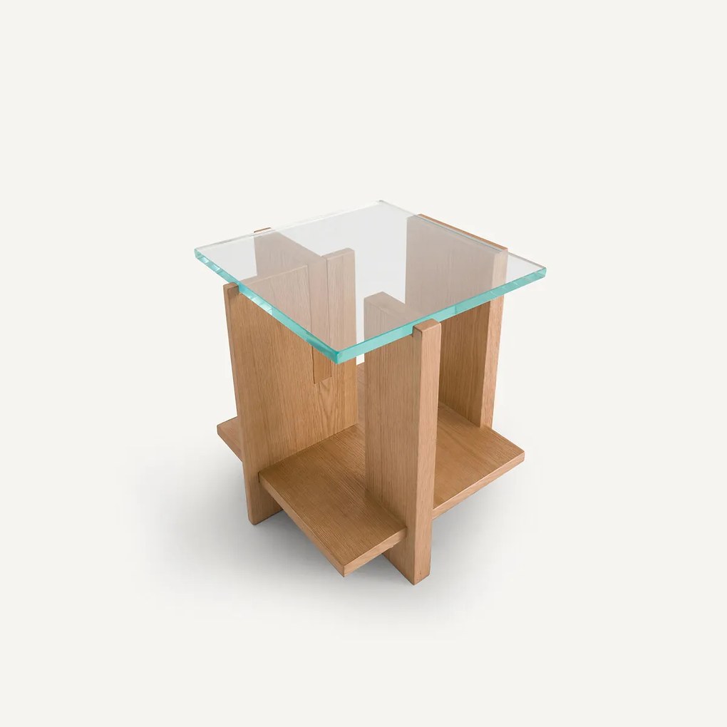 Bijzettafel van gefineerd eiken en gehard glas, Laby