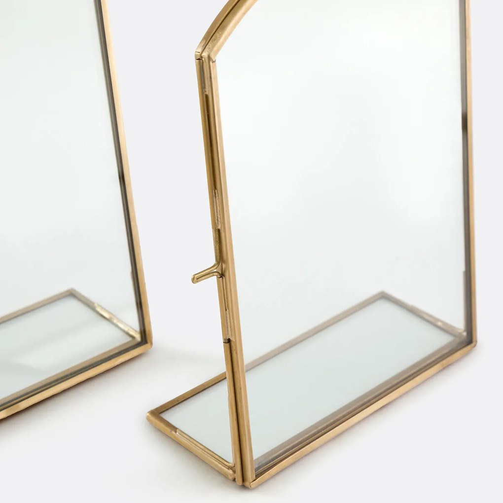 Set van 2 frames, Uyova