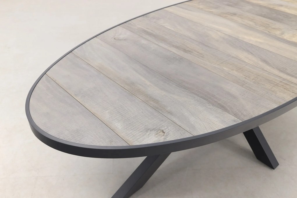 Hartman Milaan/Silva houtlook 240x115 cm. ovale tuinset - 7-delig
