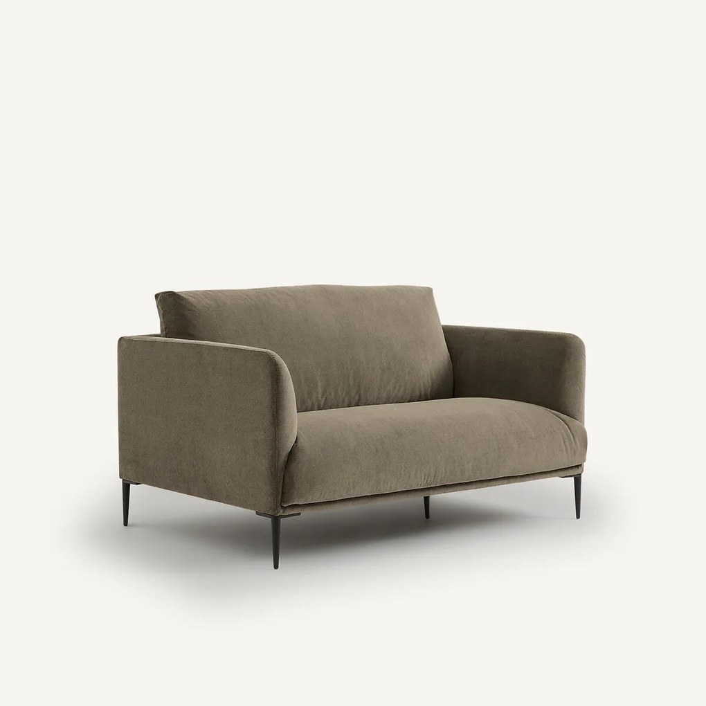 2-zitsbank in stonewashed fluweel Oscar, ontwerp Emmanuel Gallina