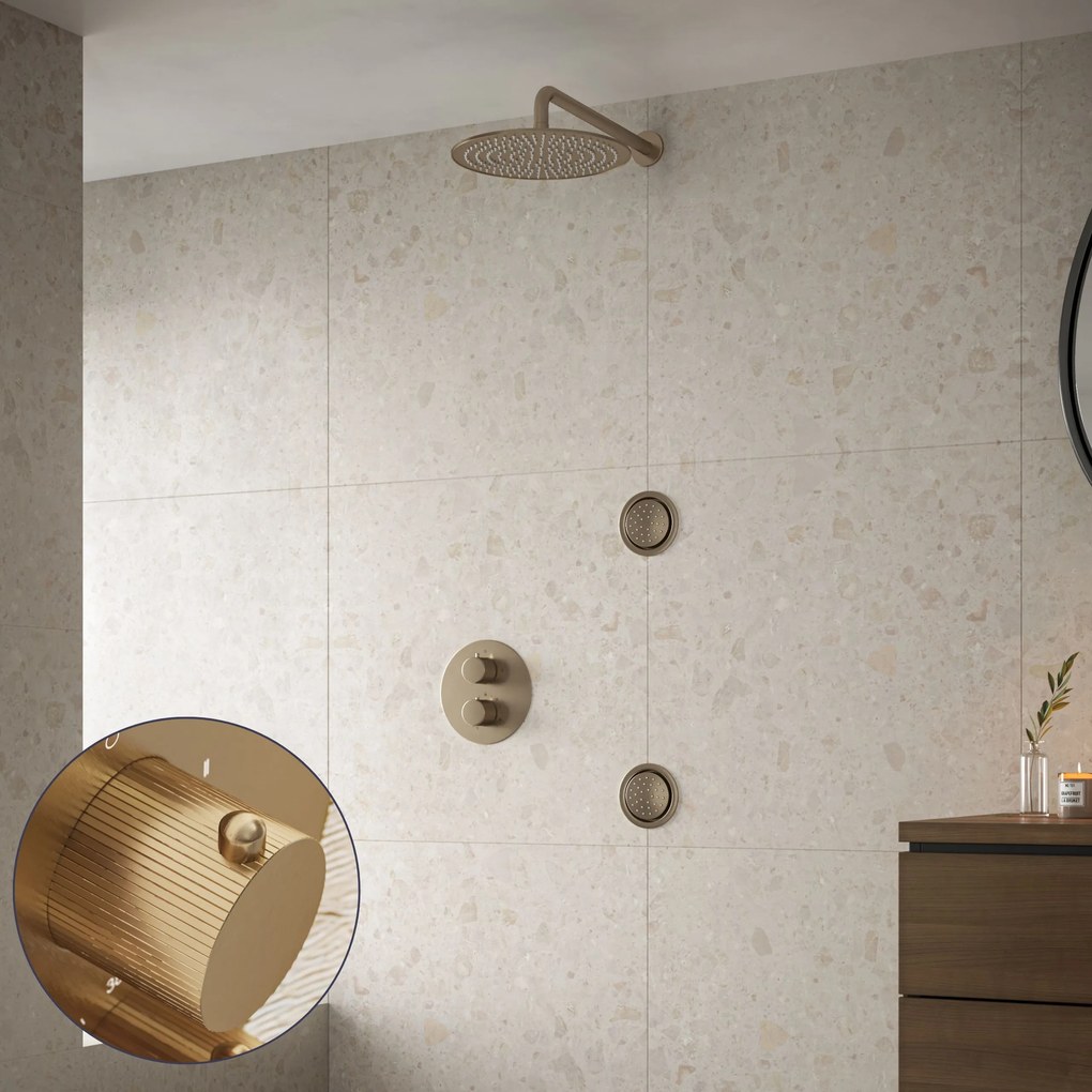 Saniclear Brass Stripes inbouw regendouche 20cm met ronde massagejets en muurarm geborsteld messing - mat goud
