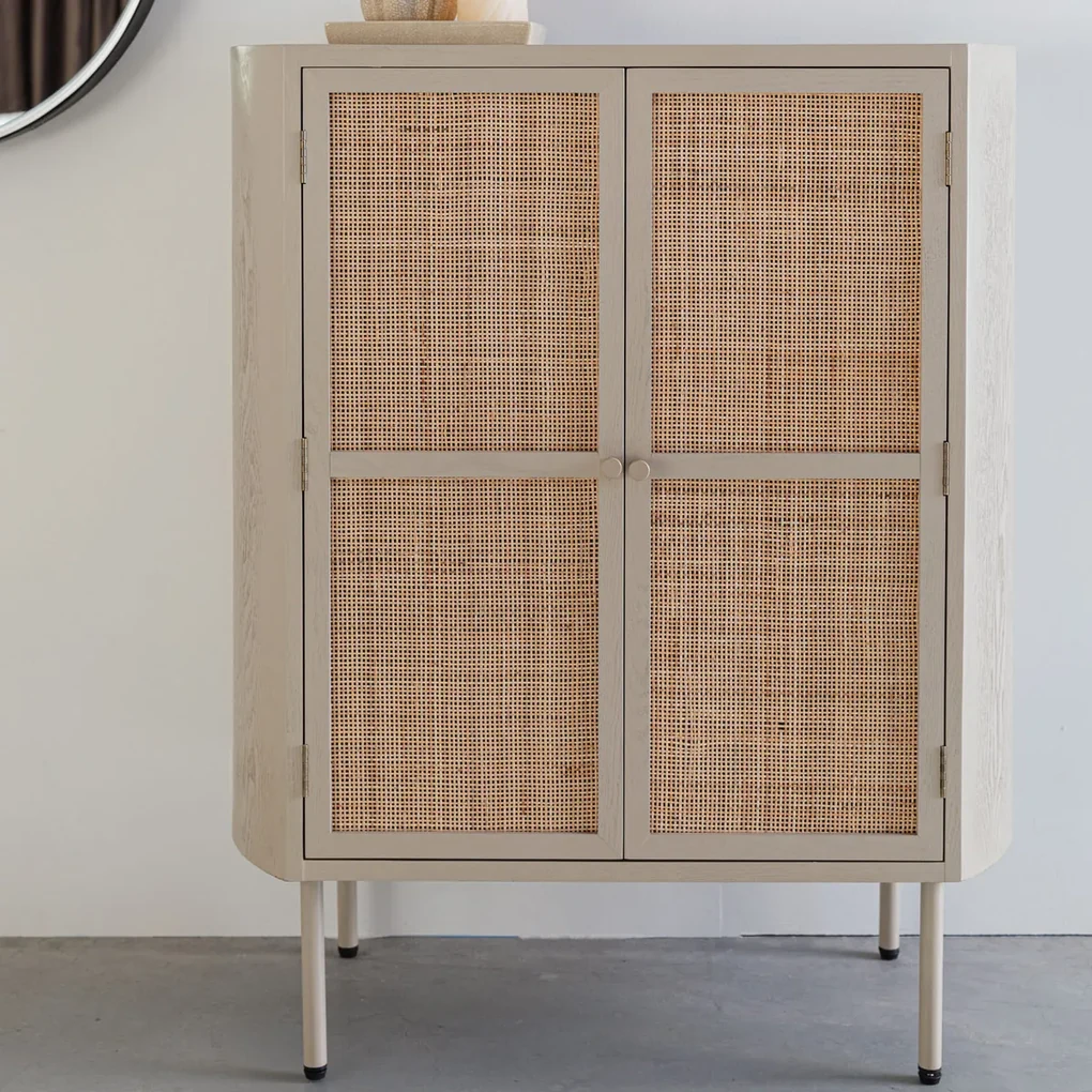 Beige Wandkast Met Rotan Deuren - 80x38x100cm.