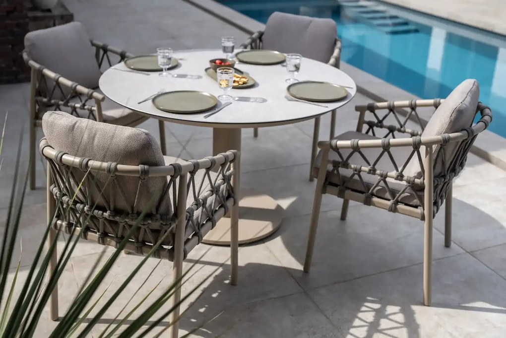 Taste by 4 Seasons Piacenza tuinset latte met Sarah tafel met geprint keramisch blad Ø 120 cm SALE Tuinset beige weerbestendig