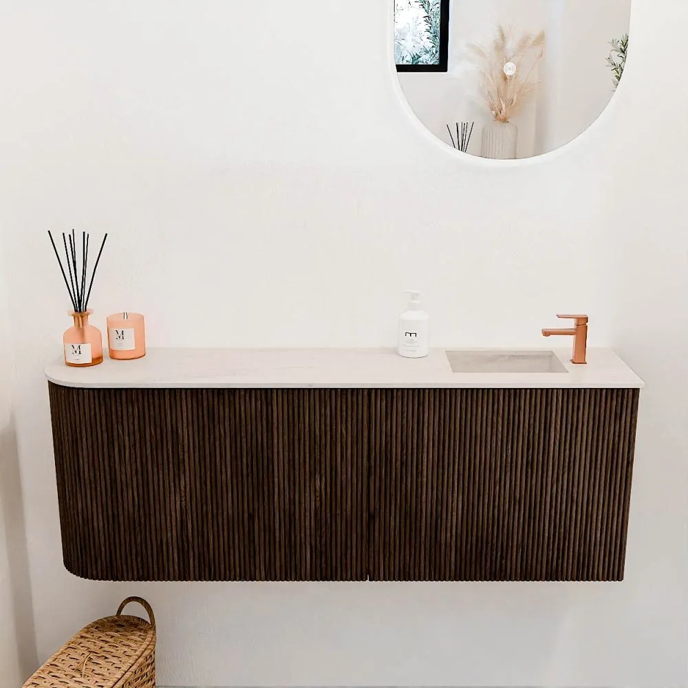 Mondiaz Joya DLux 110cm toiletmeubel ronding links walnut met wastafel faye rechts 1 kraangat meli