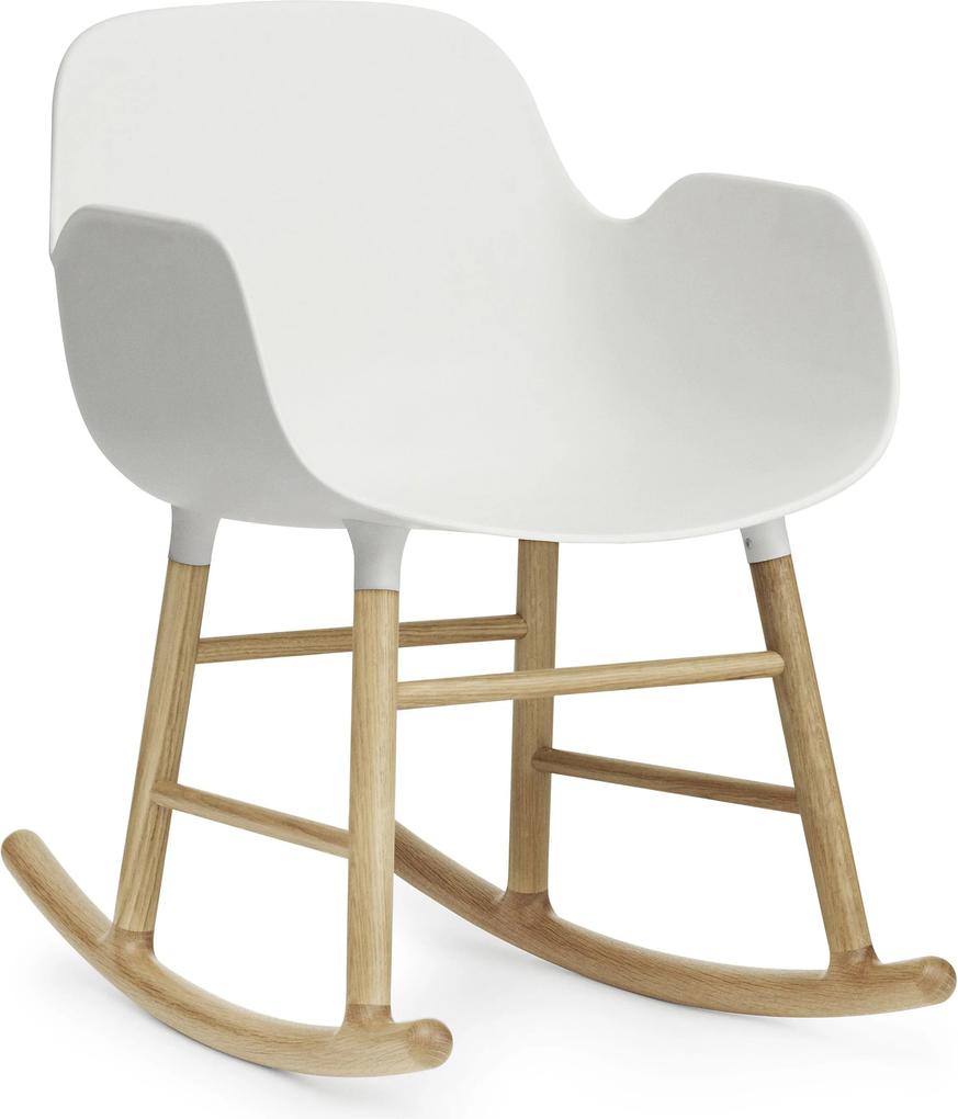 Normann Copenhagen Form Rocking Armchair schommelstoel met eiken onderstel wit