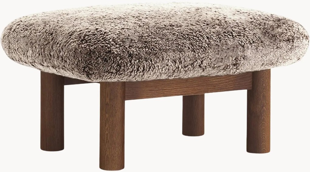 Voetenbank Brasilia van eikenhout met schapenvachtbekleding