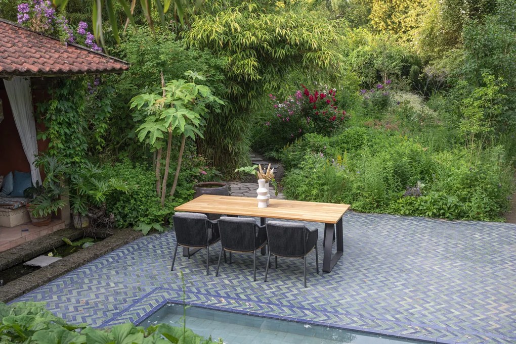 4 Seasons Outdoor Ravello tuinset met Basso tafel en bank  Tuinset    houtkleur weerbestendig