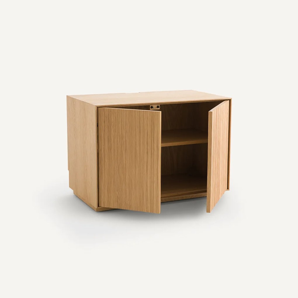 Gesloten kast, eiken en fineer, Mikube