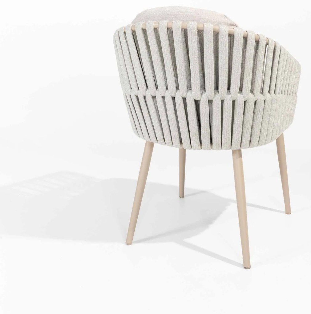 Taste by 4 Seasons Eva tuinset latte met Denia tafel latte met keramisch tafelblad 240 cm Tuinset beige weerbestendig