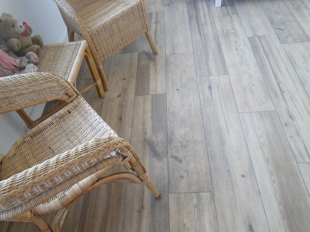Houtlook Tegel 23x120 Cm Origin Bruin N15 - Restpartij Nog 1.08 M² Op Voorraad