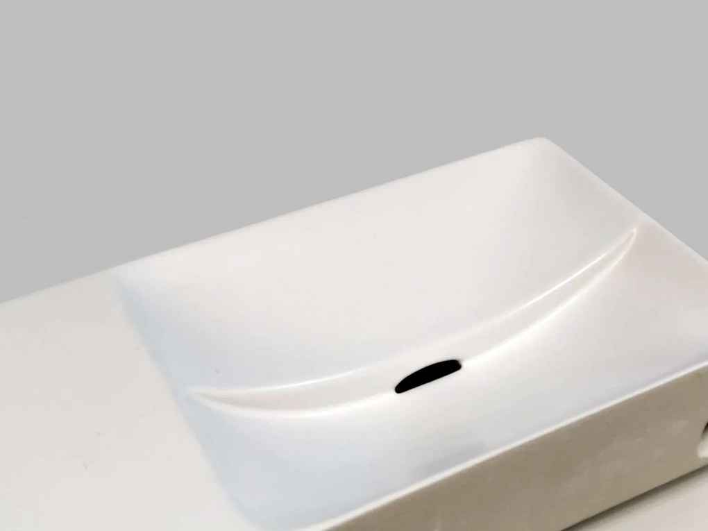 Clou Vale keramische fontein 38cm met kraangat rechts blauw mat