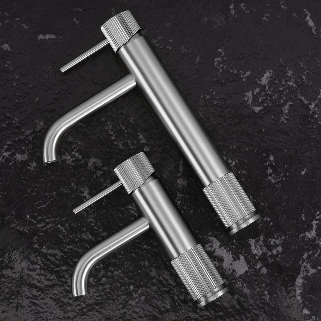 Wastafelkraan Rea Lungo Stripe Brush Nickel Low