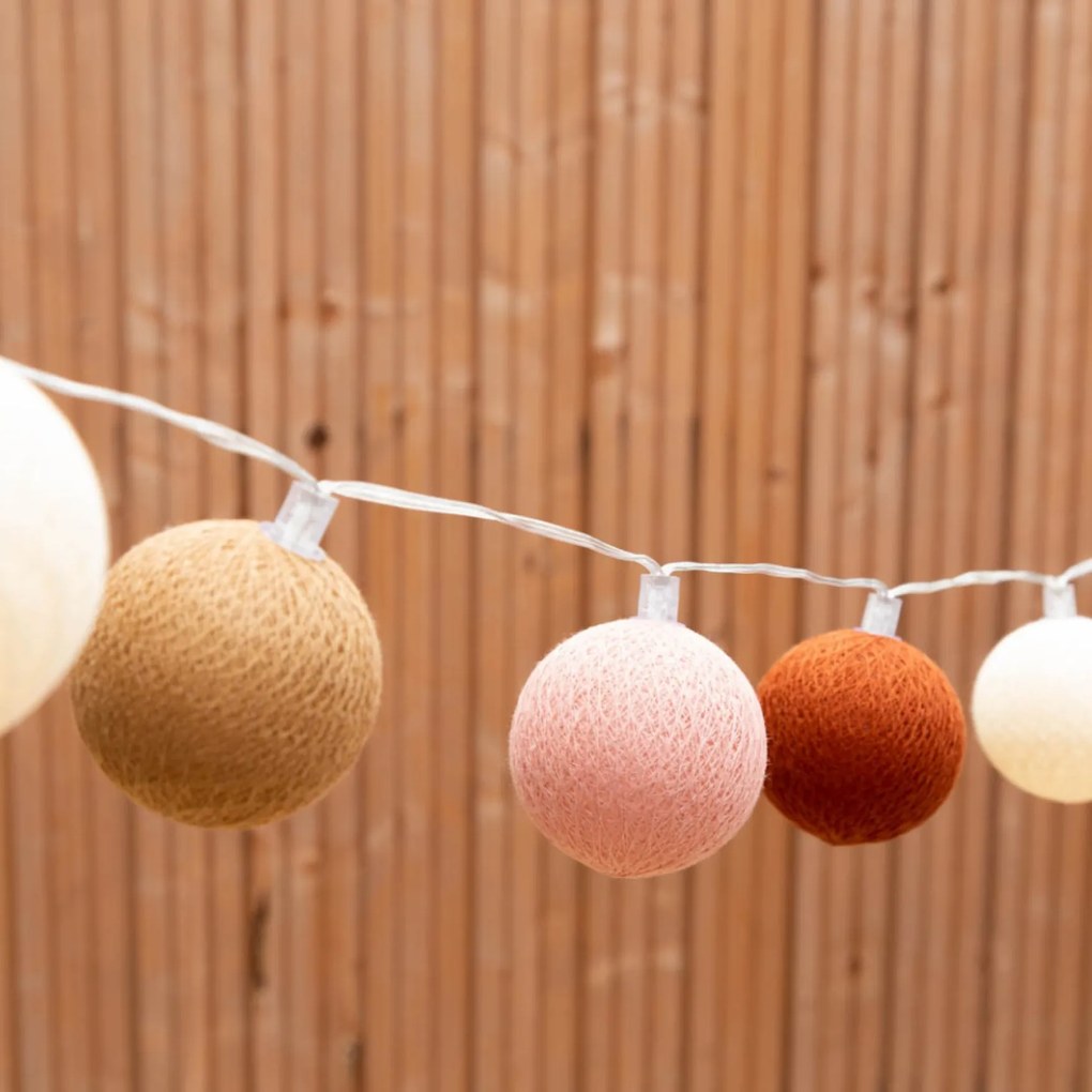 Cotton Ball Lights Outdoor lichtslinger - Starter Kit - Terraza