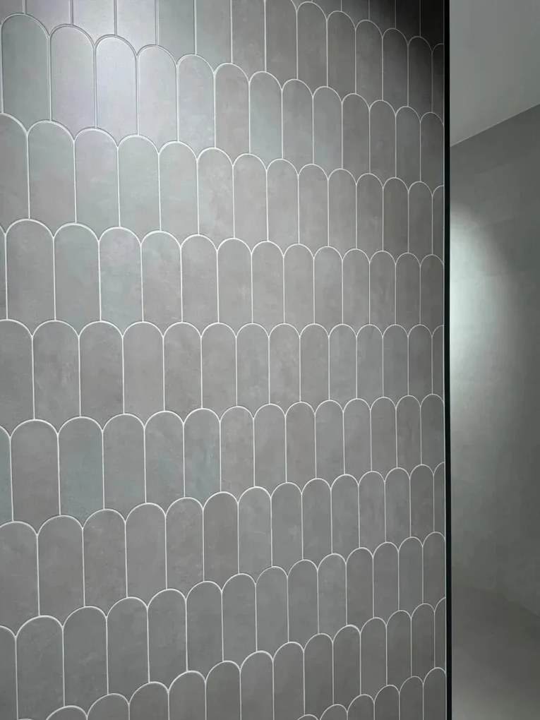 Jabo Alure wandtegel grijs visschub 8x21.5cm