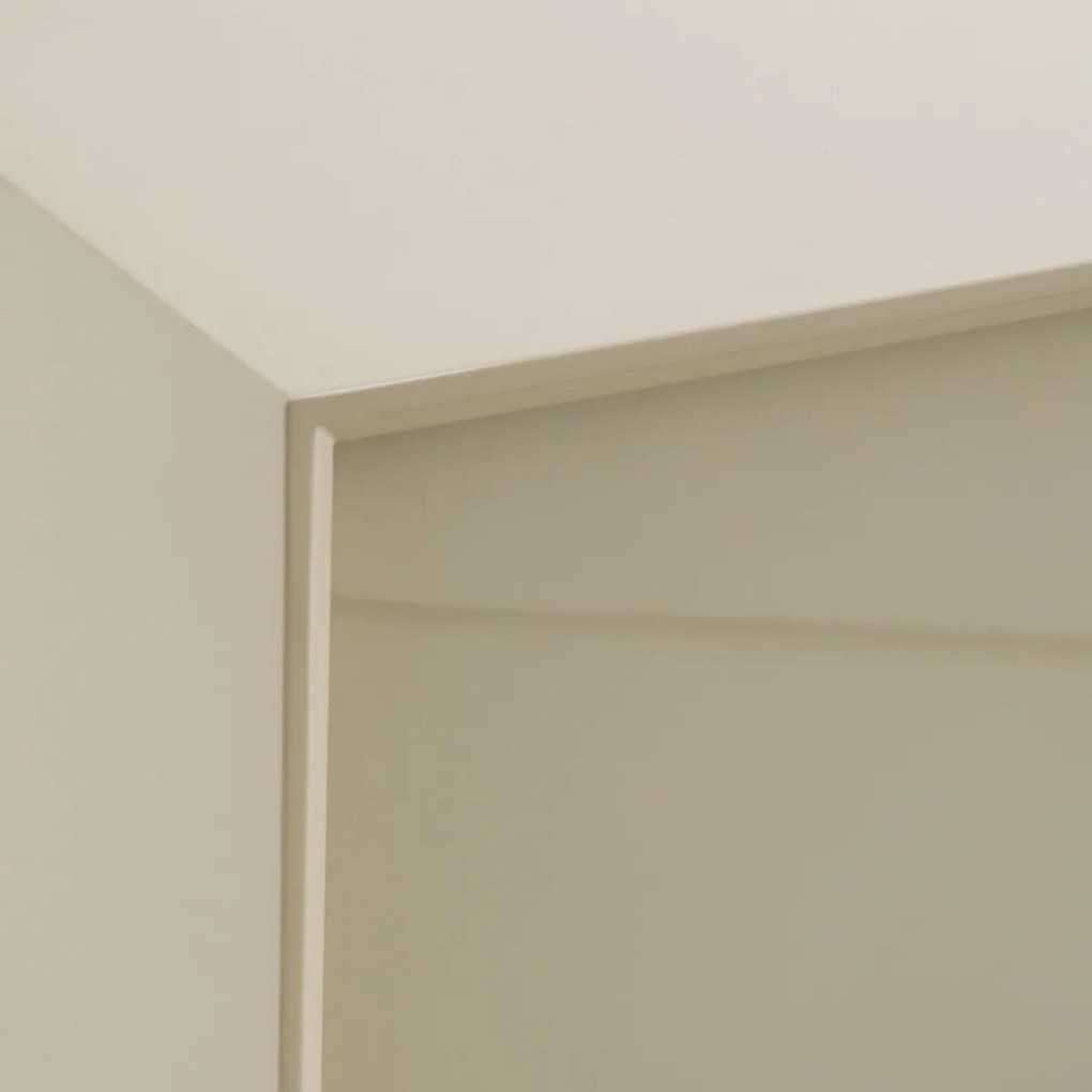 Buffetkast met gelakte afwerking, Mambo