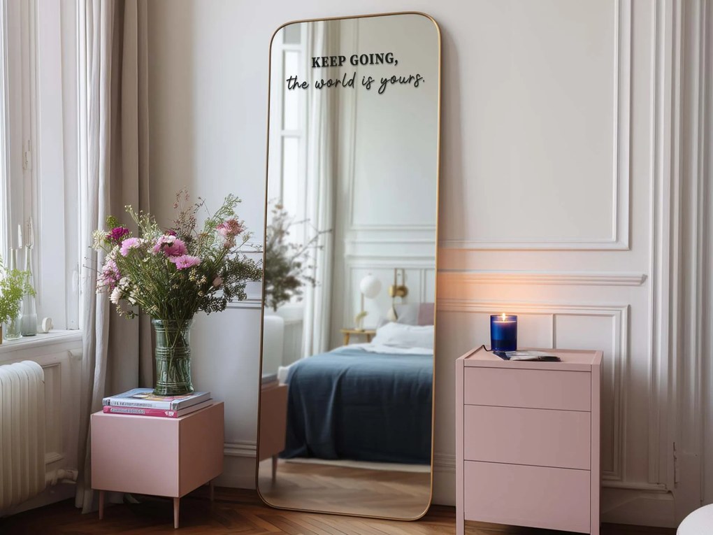 Spiegelsticker S27 – KEEP GOING, the world is yours.