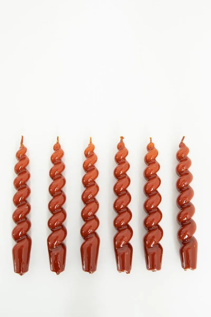 Bruine dinerkaars twisted Ø 2 cm