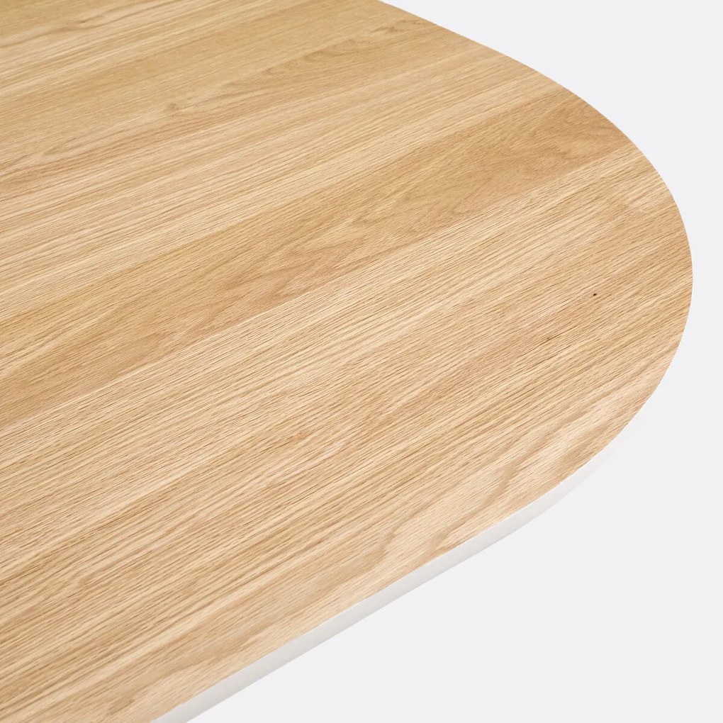 Eettafel in eiken fineer, 6/8 personen, Tamula