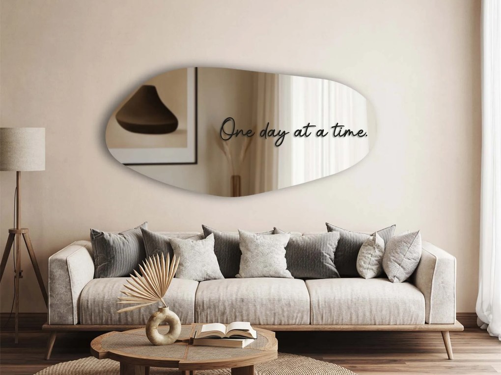 Spiegelsticker S24 – One day at time.