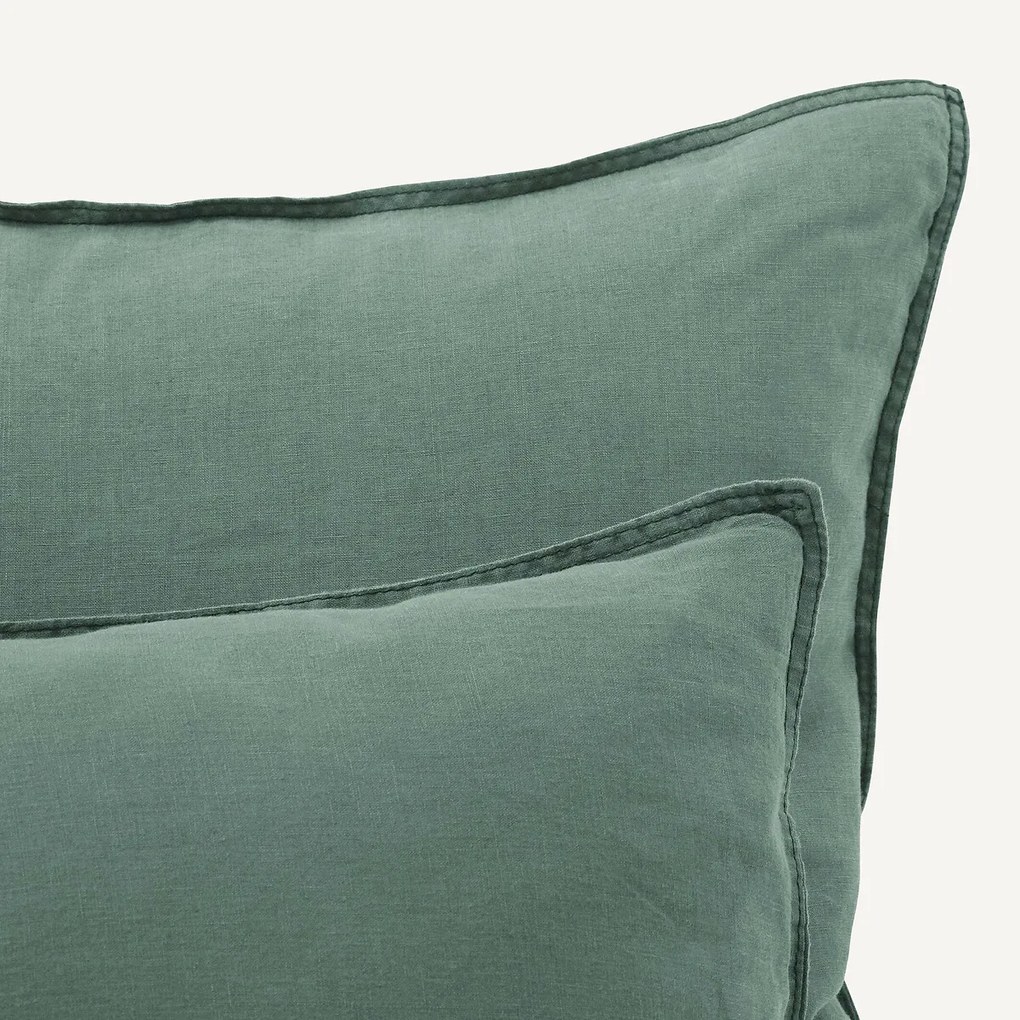 Kussensloop in gewassen hennep, Helm