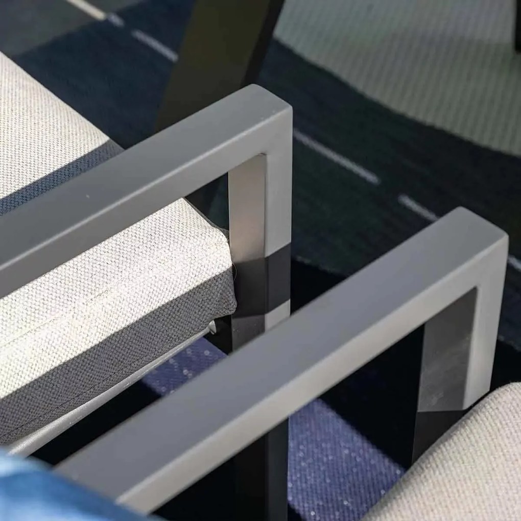 Sergio dining tuinstoel Carbon black/Desert Sand