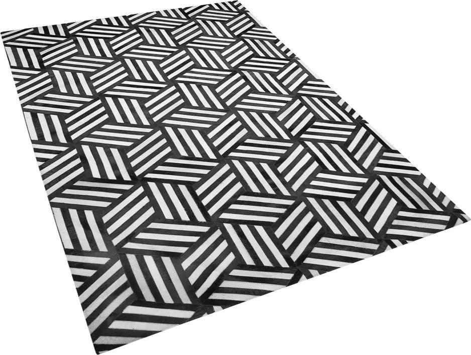 Vloerkleed zwart/wit 140 x 200 cm KANGAL