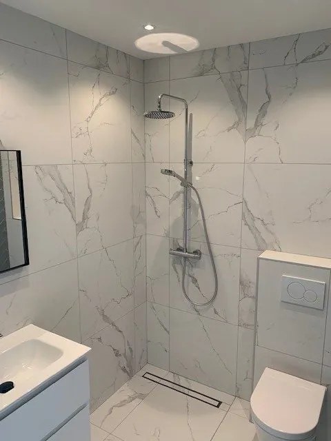 Hoogglans Vloertegel 60x60 Cm Marmerlook Cifre Statuario Brillo RBT05