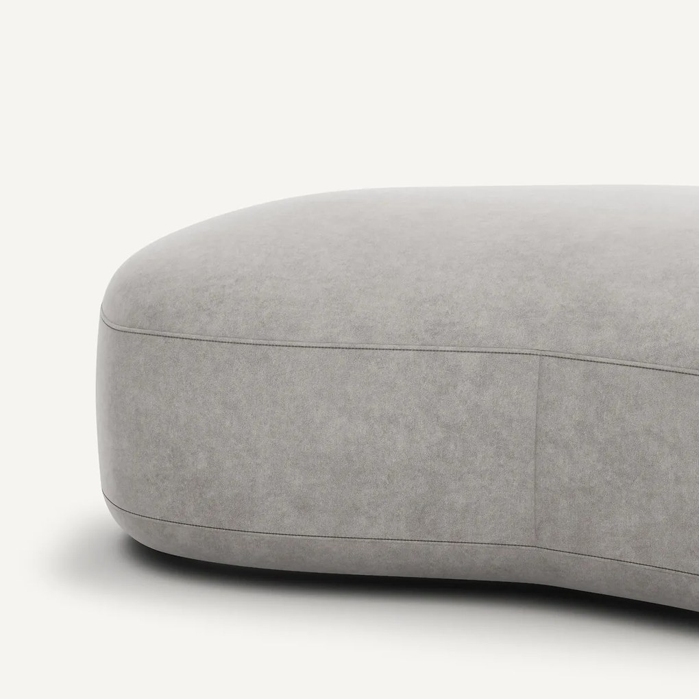 Voetenbank van stonewashed fluweel, Rosebury, ontwerp E. Gallina