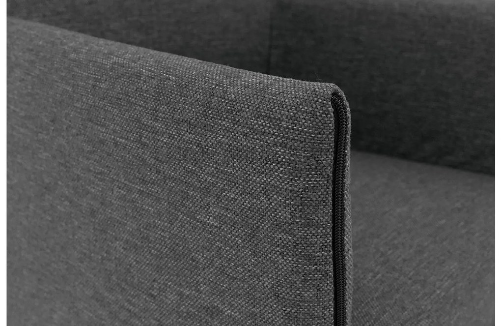 Goossens Eetkamerstoel Funk RVS Poten donkergrijs stof met armleuning en Transparant skater wiel met rvs kapmet wielen, modern design