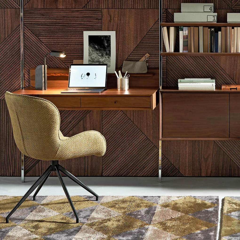 Draaiende tafelfauteuil, Asyar