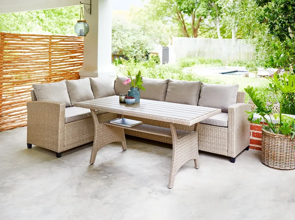 Ullehuse Lounge Set