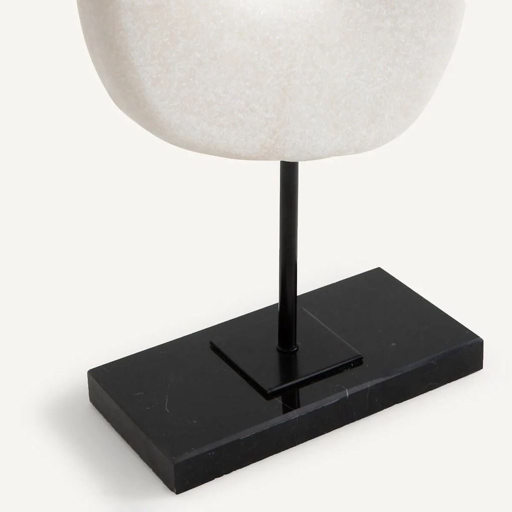 Sculptuur in polyhars H52,5 cm, Mineral