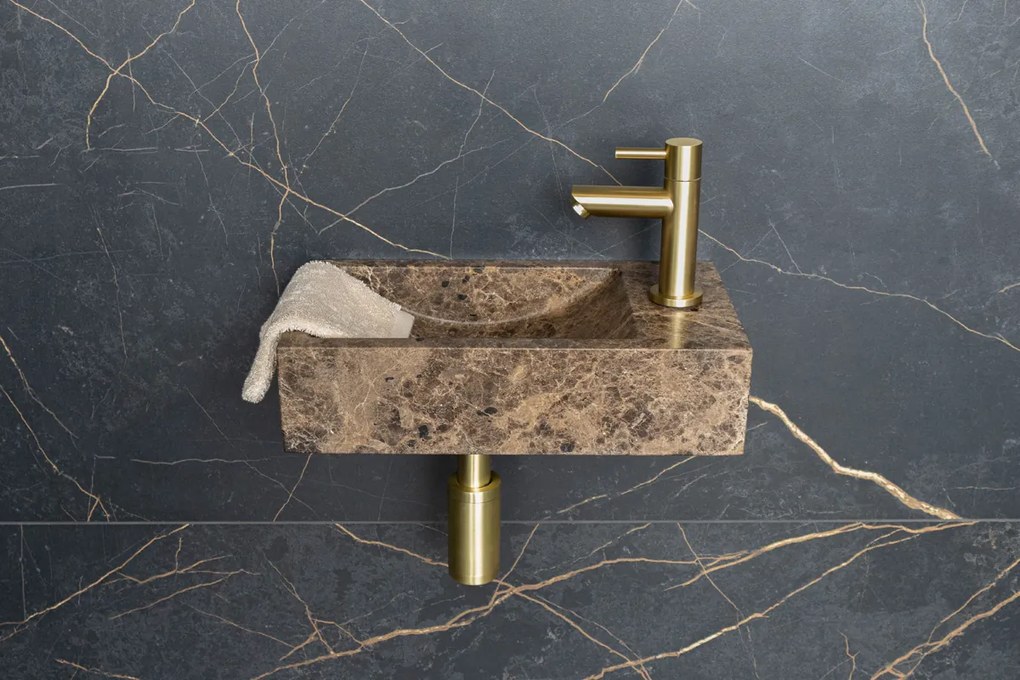 Saniclear Dark Emperador fonteinset met rechte kraan in geborsteld messing