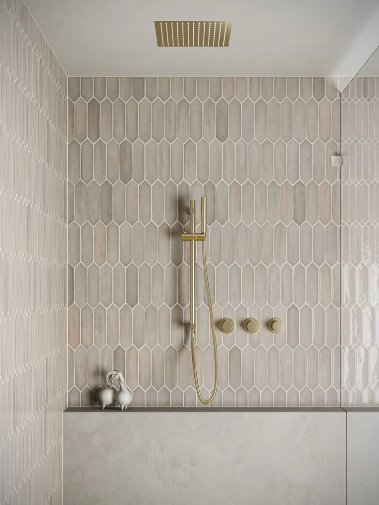 Saniclear Plus inbouw regendouche met inbouw douchekop 30x30cm, glijstang en staafhanddouche geborsteld messing - mat goud