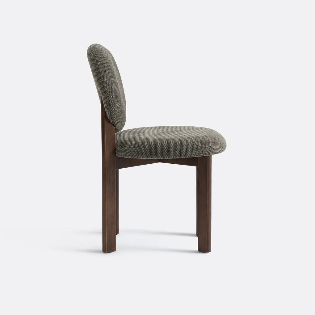 Stoel met organische vorm Orga