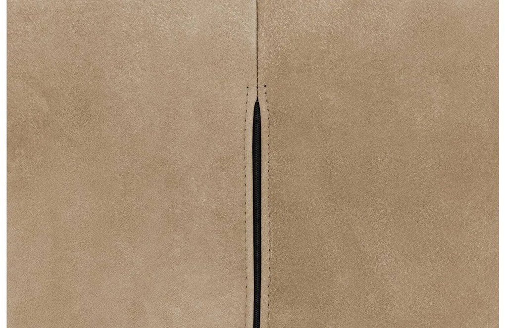 Goossens Excellent Eetkamerstoel Leogang bruin leer met armleuning en Zwart skater wiel met zwarte kapmet wielen, elegant chic