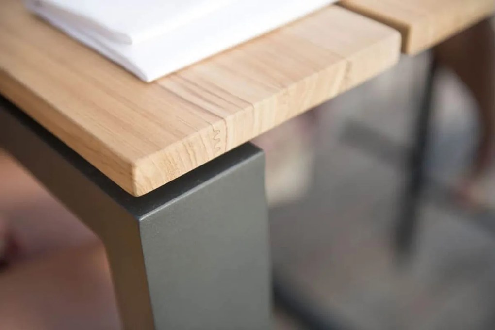 4 Seasons Outdoor Bernini tuinset met Goa tafel teak blad 280 cm Tuinset houtkleur weerbestendig