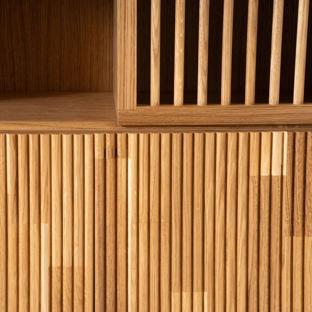 Boekenkast in fineereik, Bilbao