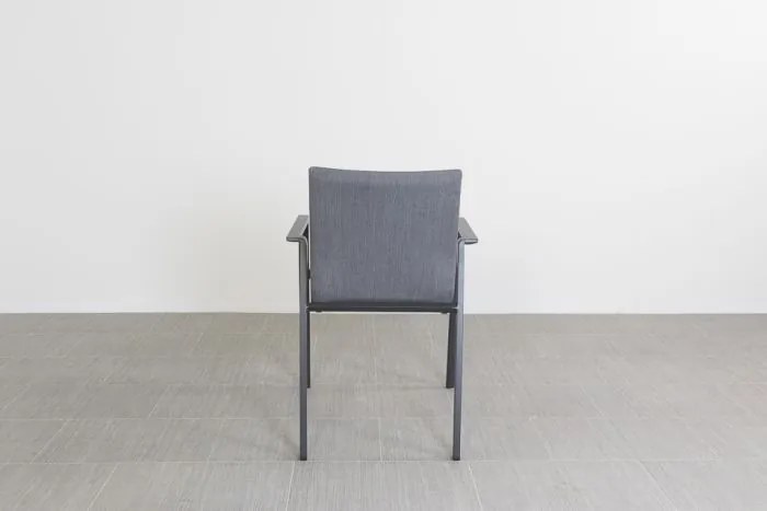 Lima/Kings 4-persoons stapelbare dining tuinset 180x100 cm. - Antraciet