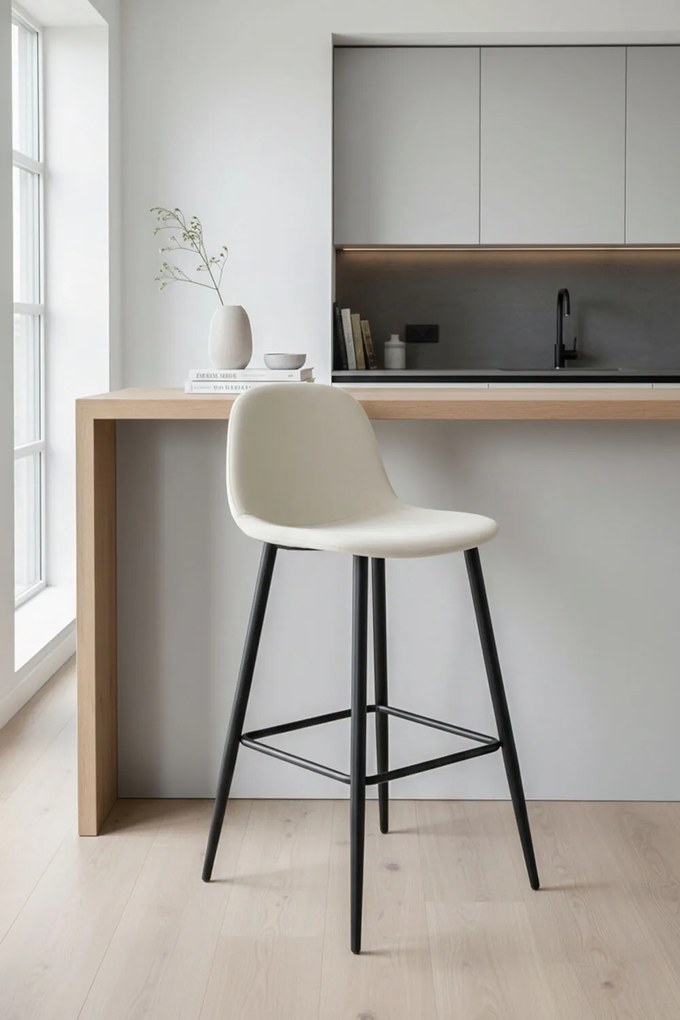 Zwarte fluwelen teok kruk